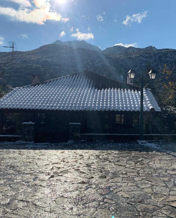 Mariolata Stone House Villa Lílaia Exteriör bild